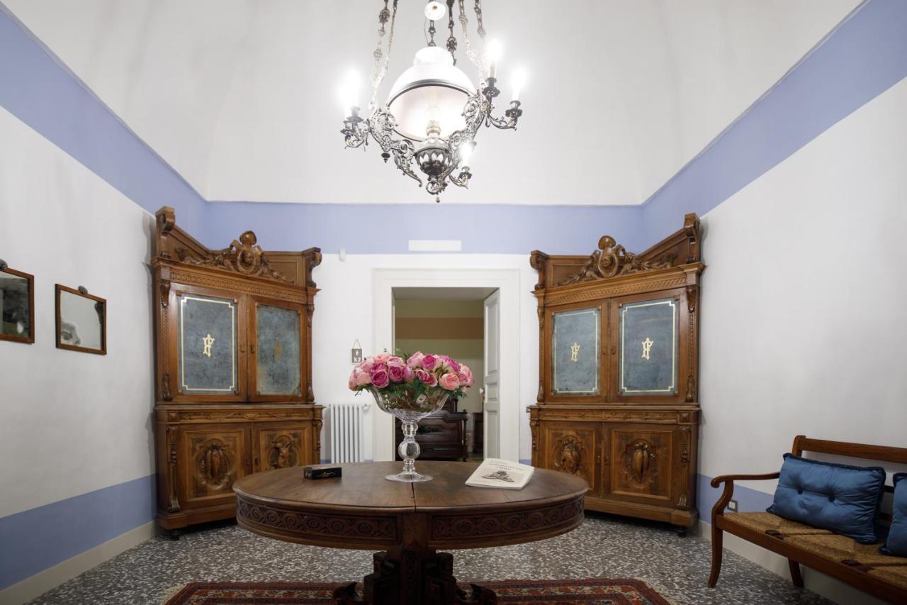 Bed and Breakfast Palazzo Introna Мола-ді-Барі Екстер'єр фото