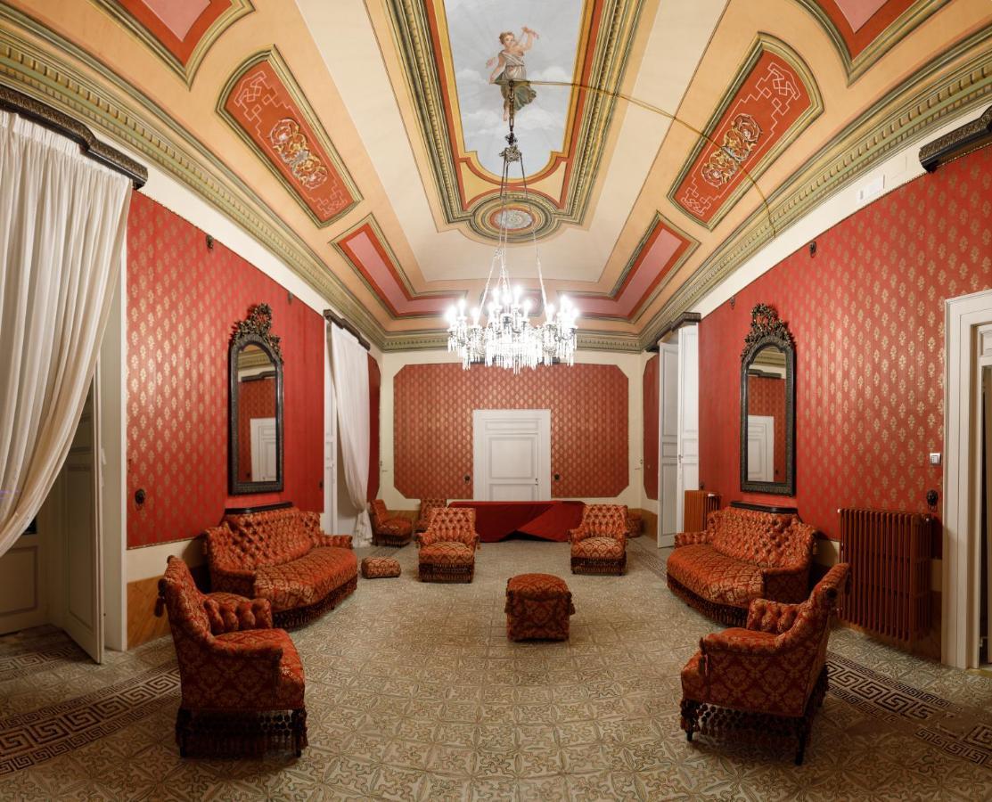 Bed and Breakfast Palazzo Introna Мола-ді-Барі Екстер'єр фото