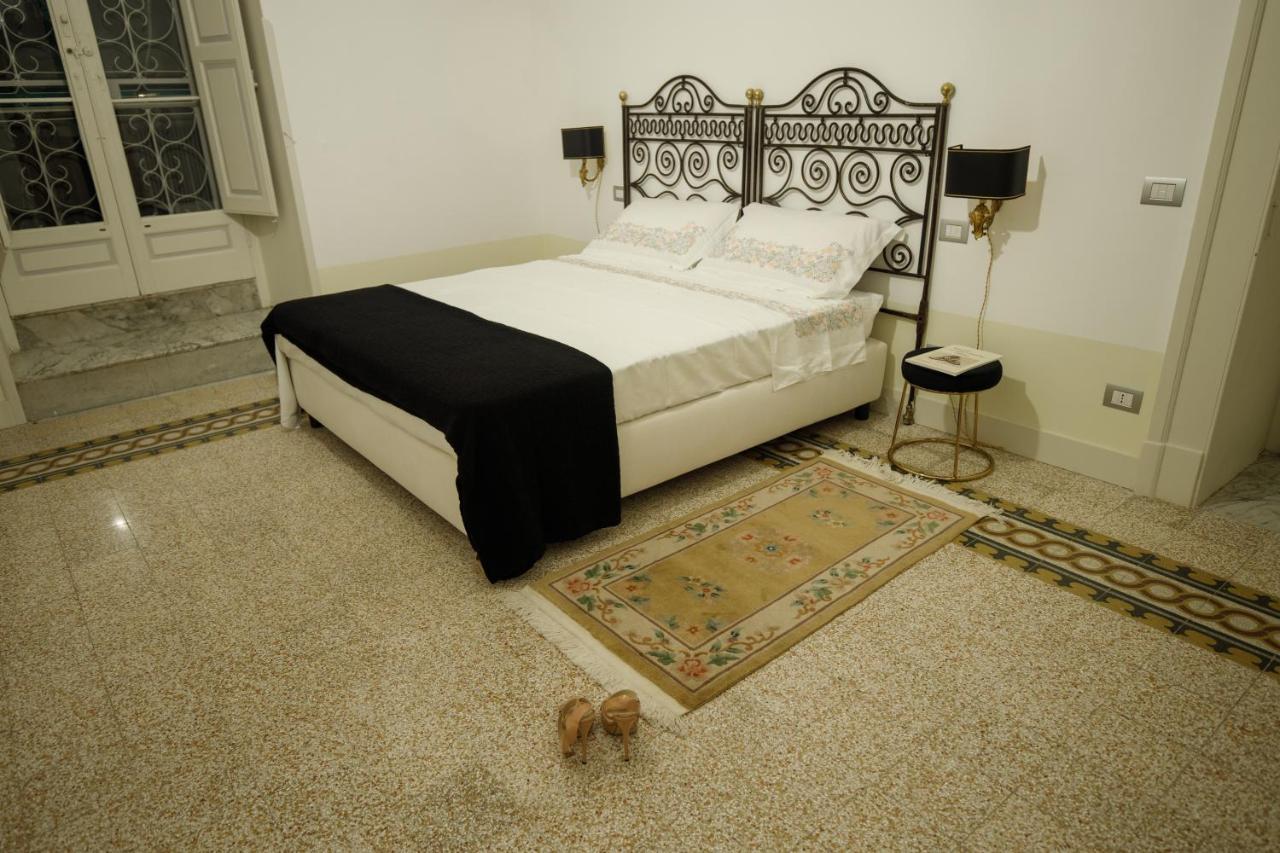 Bed and Breakfast Palazzo Introna Мола-ді-Барі Екстер'єр фото