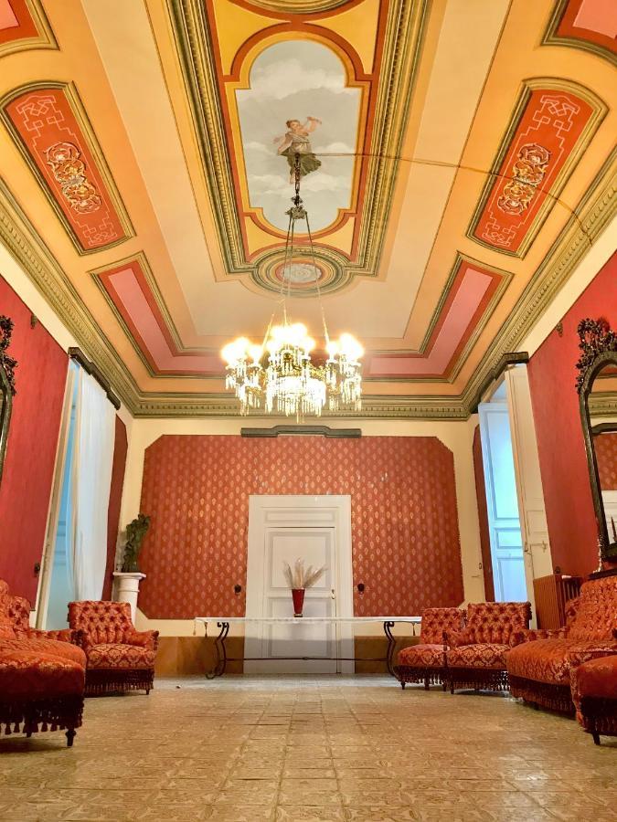 Bed and Breakfast Palazzo Introna Мола-ді-Барі Екстер'єр фото